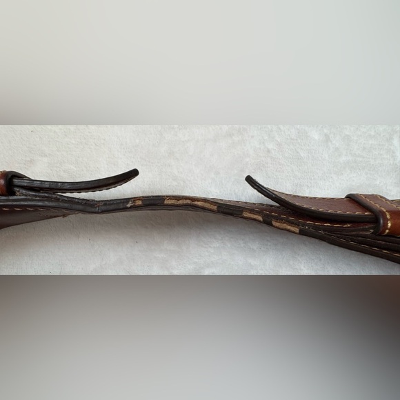 Dooney and Bourke Vintage Florentine Brown Leather Kingston Hobo Bag - Picture 16 of 16